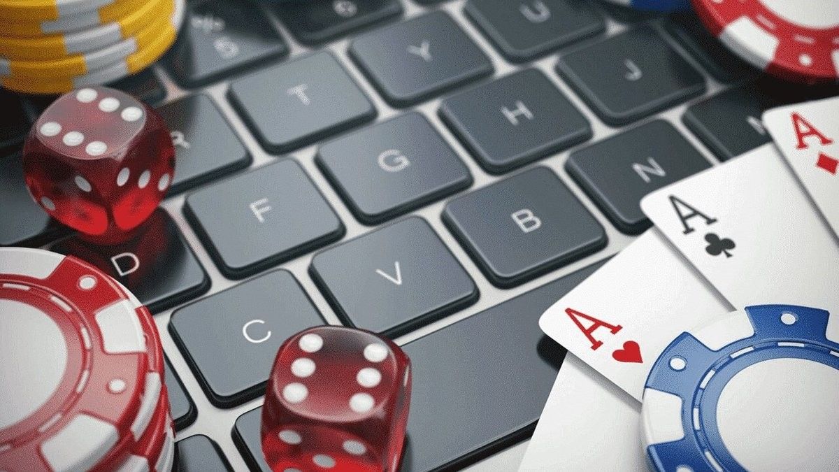 BBZ Poker پر آن لائن سلاٹس کے بارے میں